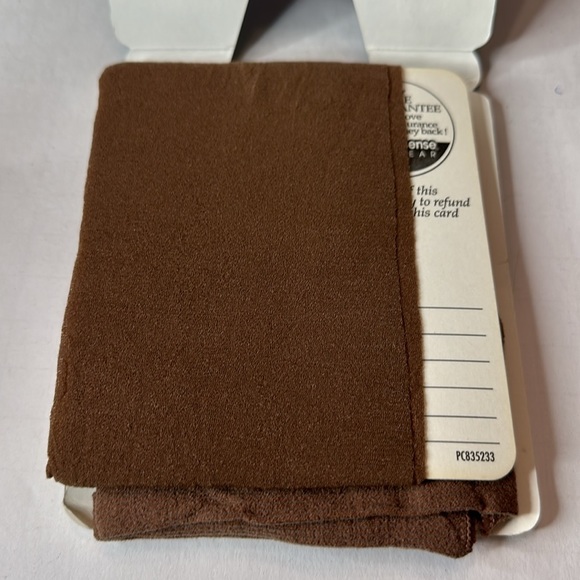 No Nonsense Sheer Endurance Control Top Rich Pecan Size C Sheer Toe - Picture 5 of 5